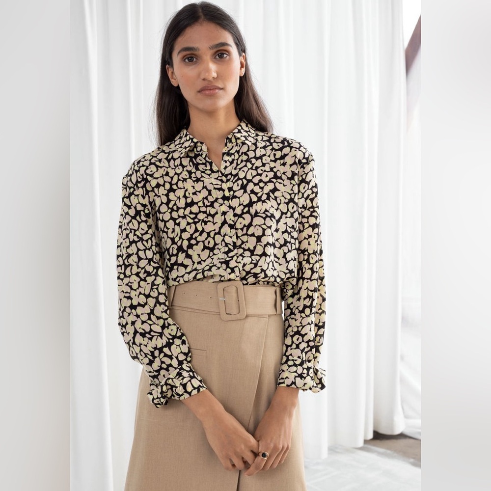 & Other Stories - 100% Mulberry Silk Collared Button Down Blouse - Women’s 2